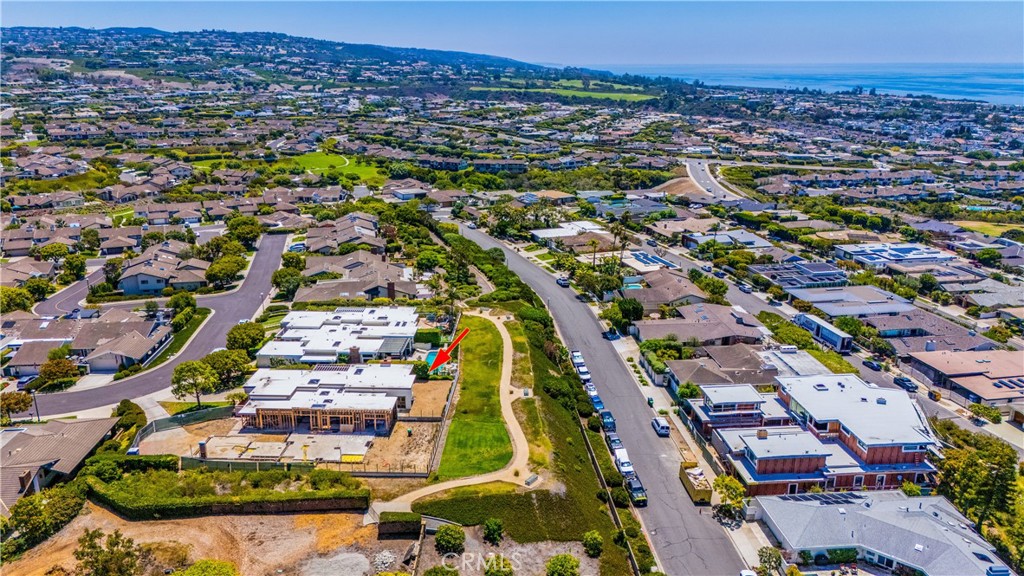 14bd6041 B909 4b8e 8acf 4d532595839e