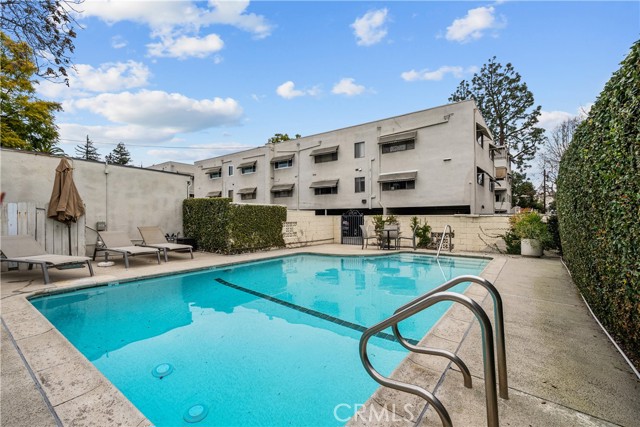 Detail Gallery Image 41 of 48 For 385 S Oakland Ave #305,  Pasadena,  CA 91101 - 3 Beds | 2 Baths