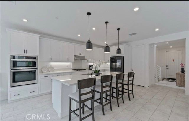 295 Autumn Way, Mission Viejo CA: https://media.crmls.org/medias/14bf938d-00d4-4700-a0bf-5f719e53fd3e.jpg