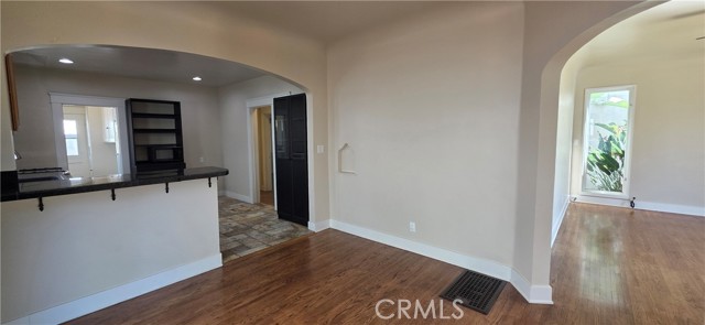 Detail Gallery Image 12 of 35 For 225 Saint Joseph Ave, Long Beach,  CA 90803 - 2 Beds | 1 Baths