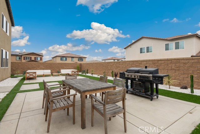 3557 W Seco Drive, San Bernardino CA: https://media.crmls.org/medias/14c0a802-93d6-47e0-bd96-2785a0be0db5.jpg