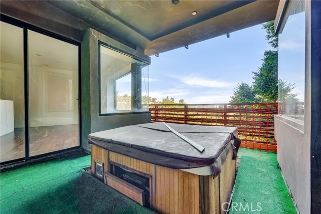 Detail Gallery Image 36 of 46 For 8896 Lookout Mountain Ave, Los Angeles,  CA 90046 - 4 Beds | 3/1 Baths