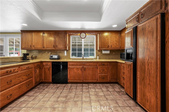 14c1529b B6d6 42f5 B8ed A7fa34254a77