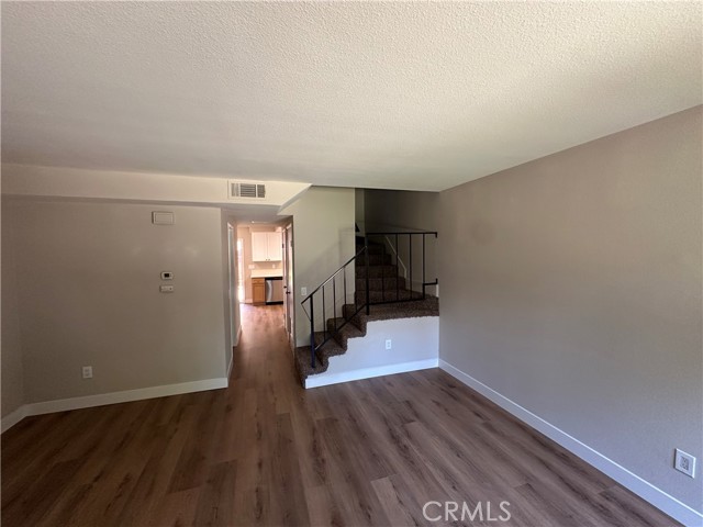 Detail Gallery Image 8 of 15 For 2394 Gonzaga Ln, Riverside,  CA 92507 - 2 Beds | 1/1 Baths