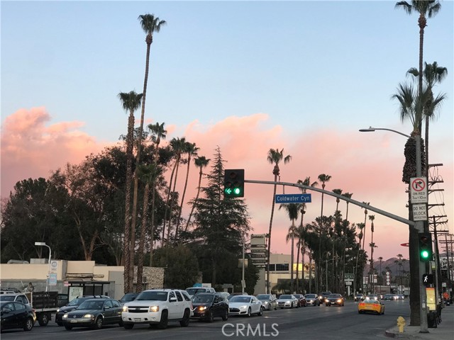 Detail Gallery Image 37 of 37 For 12722 Halkirk St, Studio City,  CA 91604 - 5 Beds | 5 Baths