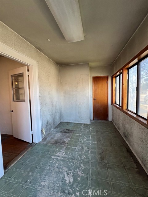 615 Decatur Street, Bakersfield, California 93308, 3 Bedrooms Bedrooms, ,2 BathroomsBathrooms,Single Family Residence,For Sale,Decatur,FR25050800