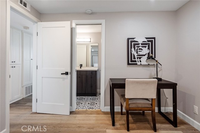 2208 The Strand, Manhattan Beach CA: https://media.crmls.org/medias/14c38750-31ea-4464-bca1-53727dce9a9e.jpg