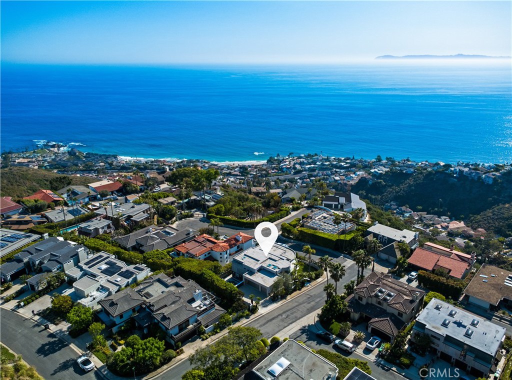 https://media.crmls.org/medias/14c3ab05-cb48-4885-8faf-88f0adbe77f3.jpg?preset=X-Large