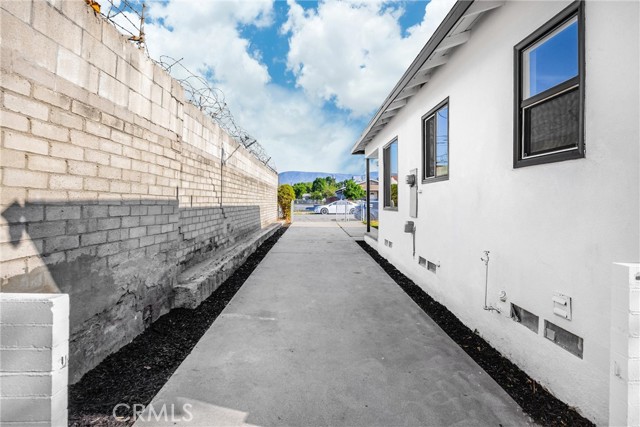 Detail Gallery Image 29 of 33 For 1287 W 8th, San Bernardino,  CA 92411 - 4 Beds | 1 Baths