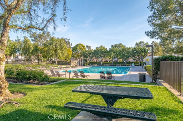 Detail Gallery Image 46 of 55 For 72 Vassar Aisle, Irvine,  CA 92612 - 3 Beds | 3 Baths