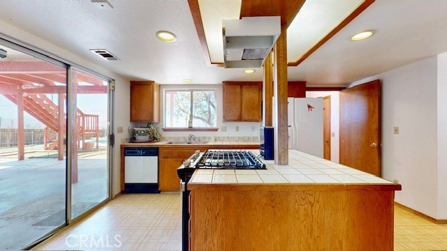 Detail Gallery Image 24 of 45 For 22677 Dexter Ln, Apple Valley,  CA 92307 - 2 Beds | 2/1 Baths