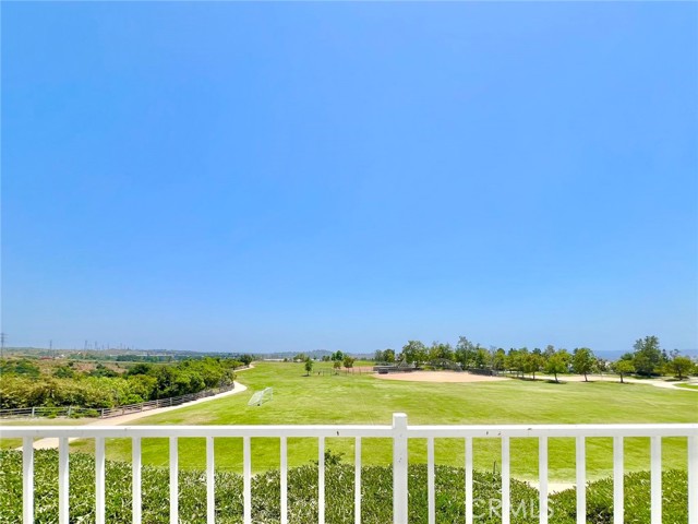 Detail Gallery Image 10 of 16 For 32 Balustrade Pl, Lake Forest,  CA 92610 - 3 Beds | 2/1 Baths