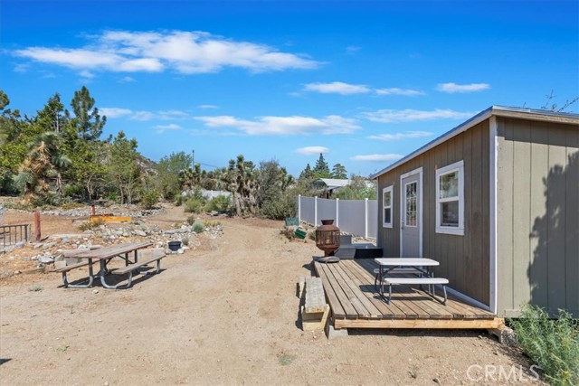 1946 Desert Front Road, Wrightwood CA: https://media.crmls.org/medias/14c581a5-bc52-44f2-b9b1-23406546314d.jpg