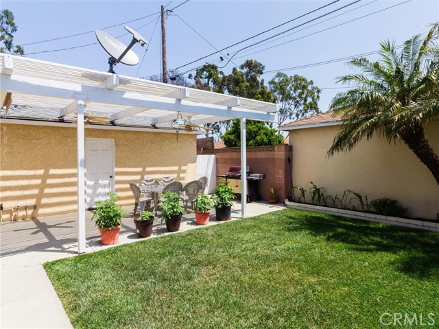 Detail Gallery Image 33 of 39 For 4856 Lomina Ave, Lakewood,  CA 90713 - 3 Beds | 1 Baths