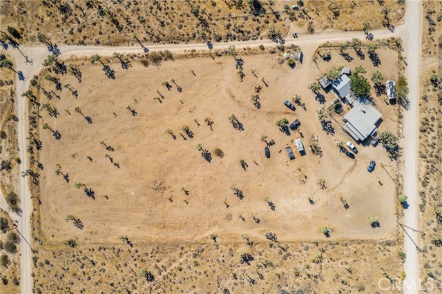 Detail Gallery Image 34 of 41 For 5277 Roberts Rd, Yucca Valley,  CA 92284 - 4 Beds | 2 Baths