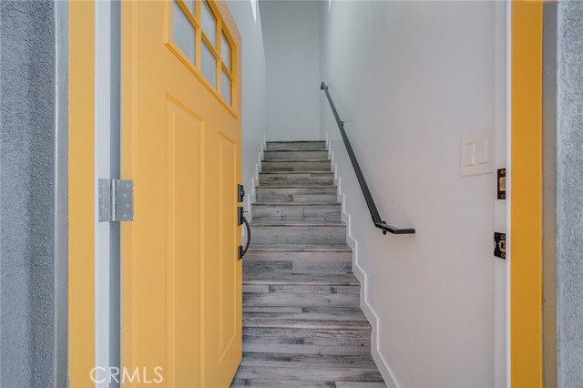 Detail Gallery Image 4 of 18 For 1348 W 41st Pl, Los Angeles,  CA 90037 - – Beds | – Baths