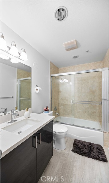 Detail Gallery Image 16 of 19 For 565 E San Jose Ave #204,  Burbank,  CA 91501 - 2 Beds | 3 Baths