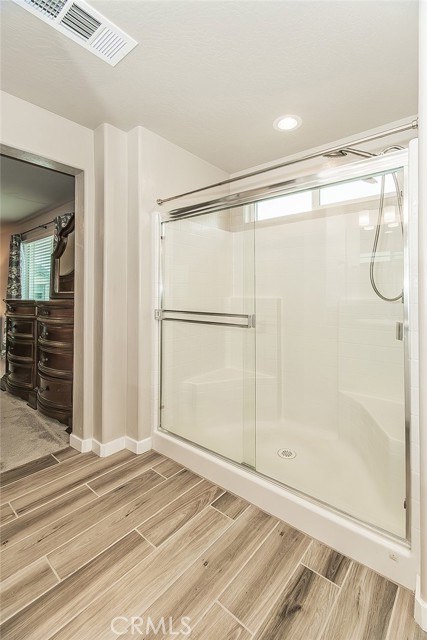 Detail Gallery Image 25 of 39 For 4085 N Sandrini, Fresno,  CA 93723 - 3 Beds | 2/1 Baths