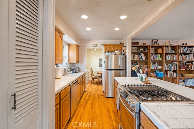1143 23rd Street, Manhattan Beach, California 90266, 3 Bedrooms Bedrooms, ,2 BathroomsBathrooms,Residential,Sold,23rd,SB21228772
