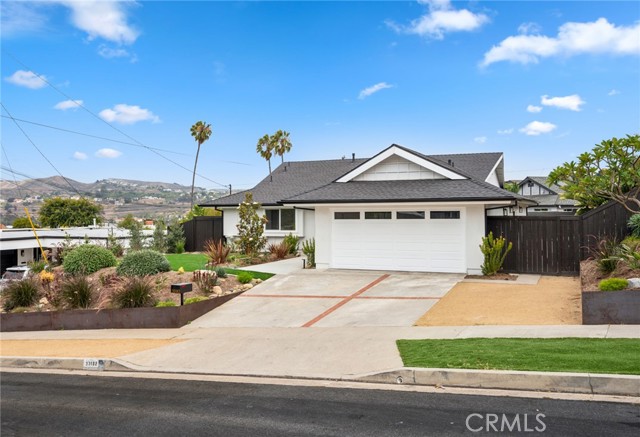 33182 Blue Fin Drive, Dana Point CA: https://media.crmls.org/medias/14c94b54-4b1e-432b-a25e-08756e529280.jpg