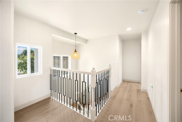 Detail Gallery Image 36 of 65 For 631 N Kenwood St, Burbank,  CA 91505 - 5 Beds | 3 Baths