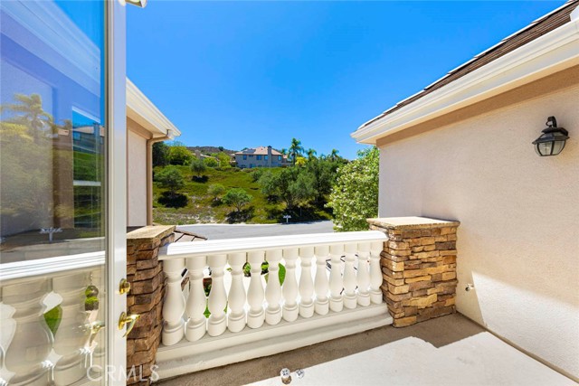 Detail Gallery Image 30 of 43 For 12 Lone Wolf, Coto de Caza,  CA 92679 - 5 Beds | 5/1 Baths