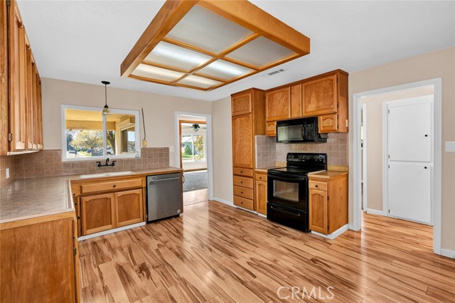 Detail Gallery Image 7 of 20 For 185 Osborn, Atwater,  CA 95301 - 3 Beds | 2 Baths