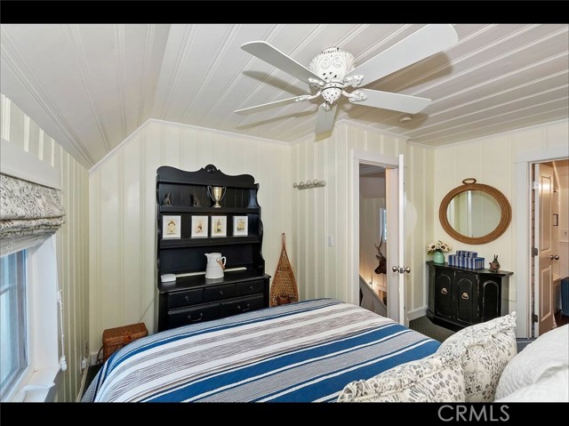 855 Lake Drive, Lake Arrowhead CA: https://media.crmls.org/medias/14cd68bb-aac3-4f8a-8804-165f3019864f.jpg