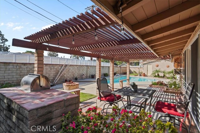 Detail Gallery Image 16 of 18 For 8347 Delco Ave, Winnetka,  CA 91306 - 3 Beds | 2 Baths