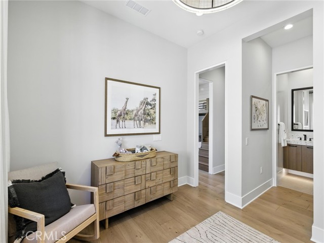 Image 43 of 52 For 533 Big Sur  