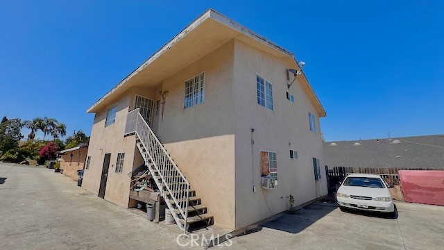 Image 7 of 17 For 3844 Whiteside Street
