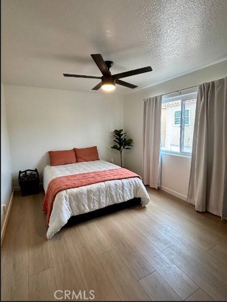 504 12th Street, Huntington Beach CA: https://media.crmls.org/medias/14cedef1-de52-4a68-8481-17c1f000dad8.jpg