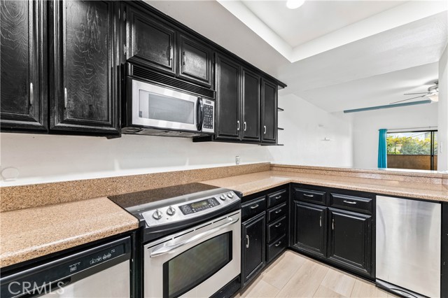 Detail Gallery Image 5 of 16 For 1110 Ohio Ave #305/23,  Long Beach,  CA 90804 - 2 Beds | 2 Baths