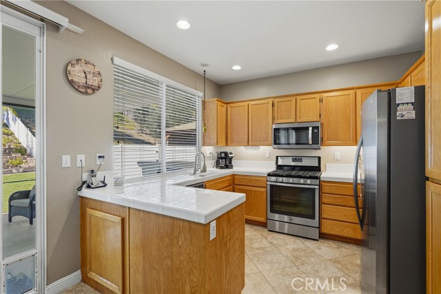 Detail Gallery Image 19 of 75 For 27407 Santa Fe Ct, Corona,  CA 92883 - 4 Beds | 3 Baths