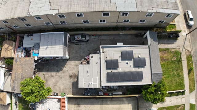 Detail Gallery Image 2 of 3 For 443 E 95th, Los Angeles,  CA 90003 - 3 Beds | 1 Baths