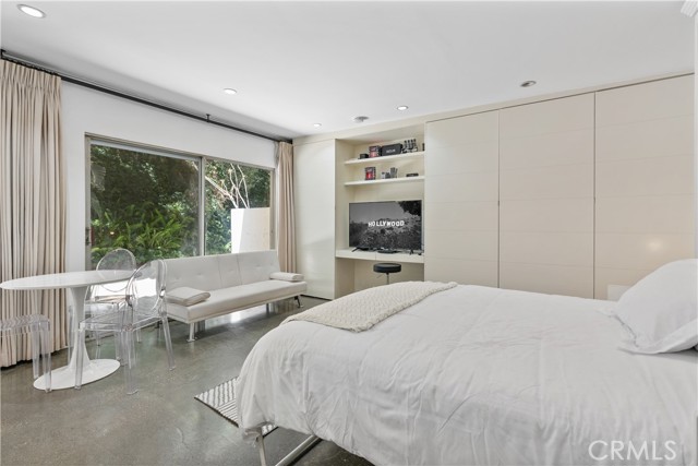Detail Gallery Image 2 of 17 For 8787 Shoreham Dr #B4,  West Hollywood,  CA 90069 - 0 Beds | 1 Baths