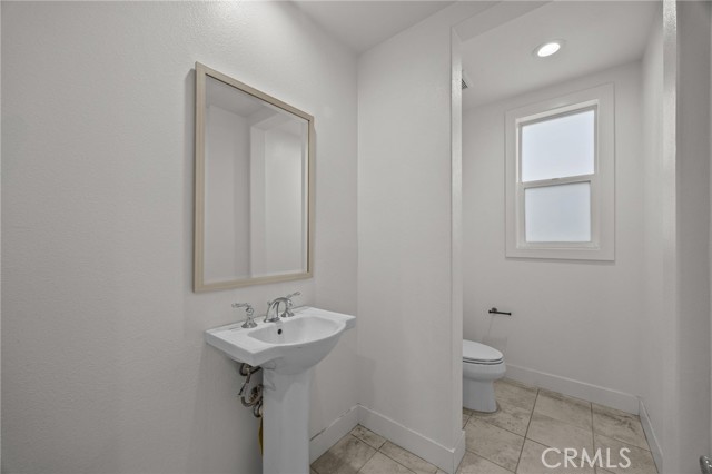 Detail Gallery Image 18 of 60 For 20638 W Deer Grass Ct Ct, Porter Ranch,  CA 91326 - 5 Beds | 5/1 Baths