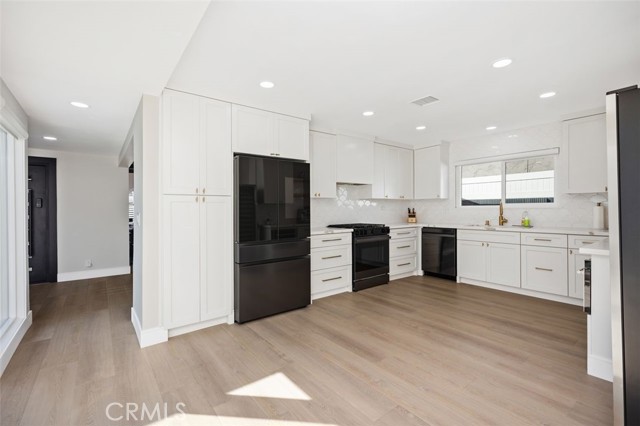 Image 12 of 40 For 16342 Gentry