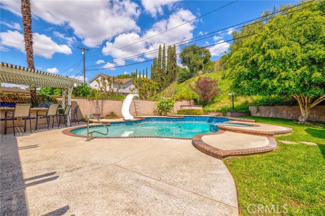 Detail Gallery Image 32 of 37 For 2504 Sarandi Grande, Hacienda Heights,  CA 91745 - 4 Beds | 3/1 Baths