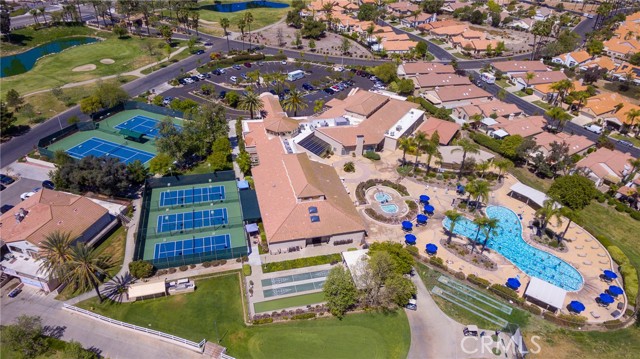 24182 Via Llano, Murrieta CA: https://media.crmls.org/medias/14d2215b-f0c4-49eb-9fb0-c5d5bf0efbe4.jpg
