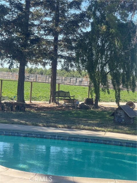 8484 Almond Avenue, Winton CA: https://media.crmls.org/medias/14d34a23-e45d-461a-afec-8915aa5e9cd6.jpg