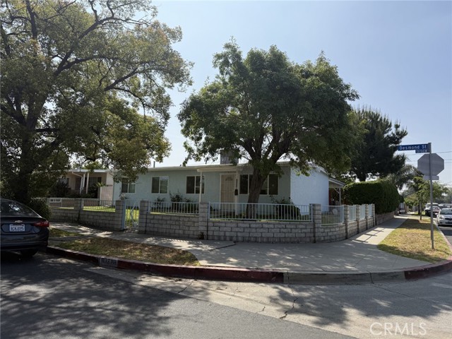 13778 Desmond Street, Pacoima CA: https://media.crmls.org/medias/14d34d32-efbe-479c-bf44-3187af60d701.jpg