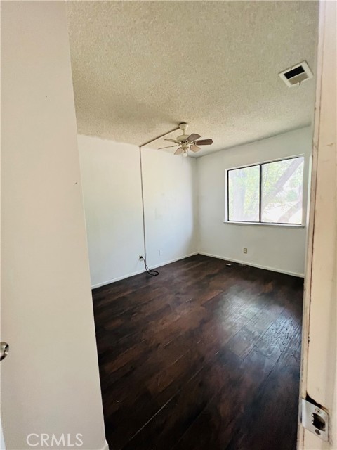 Detail Gallery Image 15 of 24 For 2342 Huff St, Colton,  CA 92324 - 3 Beds | 2/1 Baths