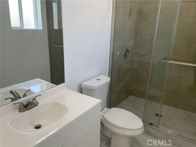 Detail Gallery Image 19 of 19 For 315 N Alvarado St #1/2,  Los Angeles,  CA 90026 - 4 Beds | 3 Baths