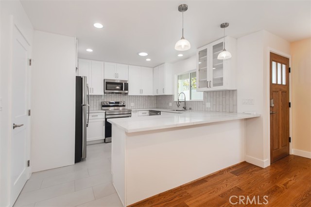 Detail Gallery Image 5 of 21 For 319 N Shelton St, Burbank,  CA 91506 - 1 Beds | 1 Baths