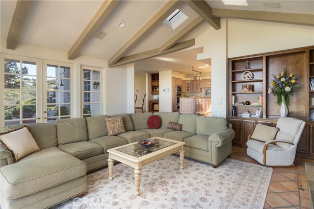 2727 Via Miguel, Palos Verdes Estates, California 90274, 4 Bedrooms Bedrooms, ,3 BathroomsBathrooms,Residential,Sold,Via Miguel,PV17019247
