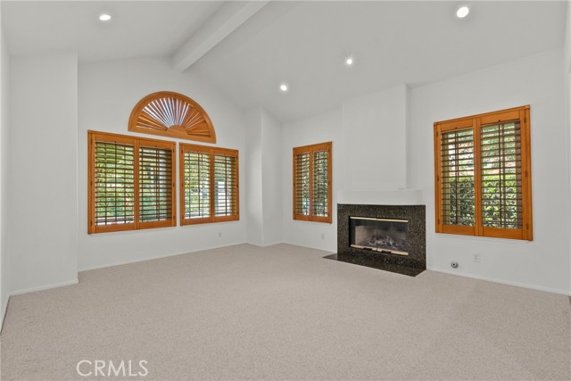 Detail Gallery Image 4 of 47 For 870 Pleasant Dale Pl, Westlake Village,  CA 91362 - 4 Beds | 2/1 Baths