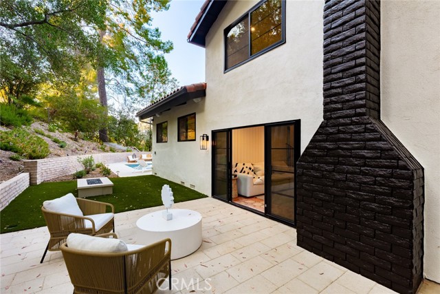 4885 Winnetka Avenue, Woodland Hills CA: https://media.crmls.org/medias/14d6b673-0555-4879-be71-cb2520892366.jpg