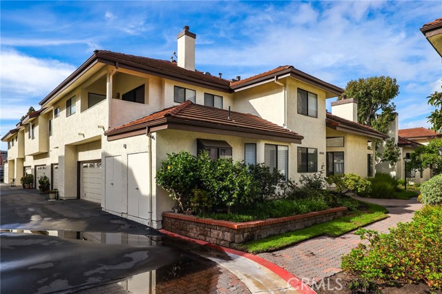 Detail Gallery Image 2 of 21 For 4444 Spencer St, Torrance,  CA 90503 - 4 Beds | 3 Baths