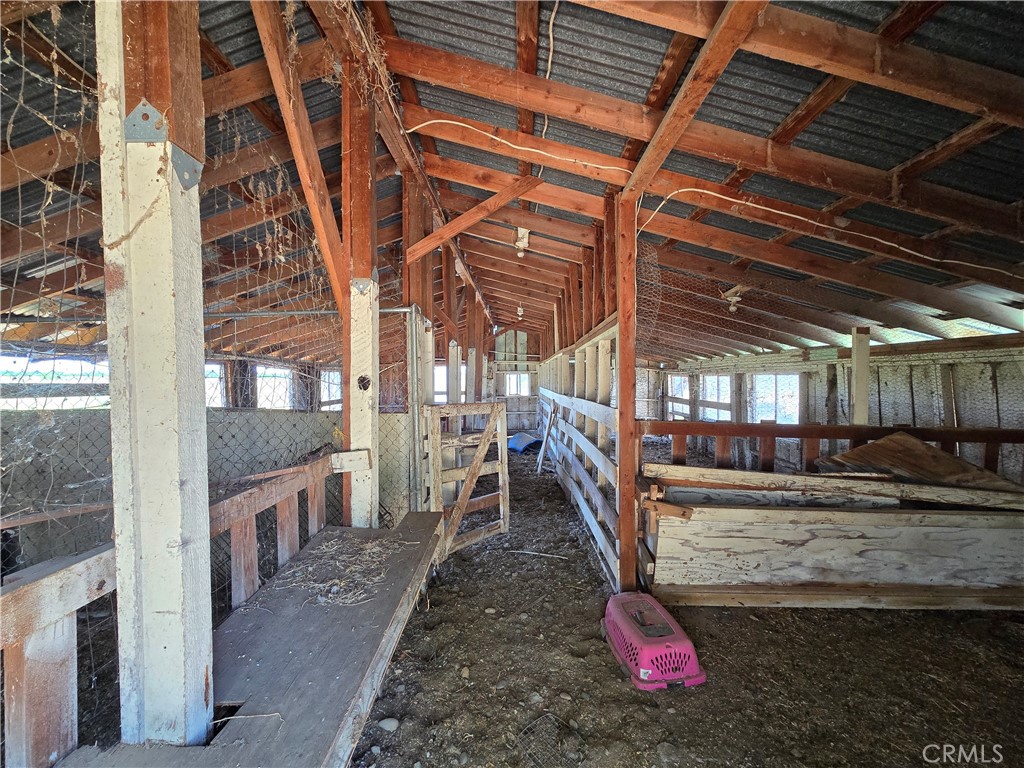 https://media.crmls.org/medias/14d76e3b-33e2-4fc3-9df5-30622317b7b5.jpg?preset=X-Large